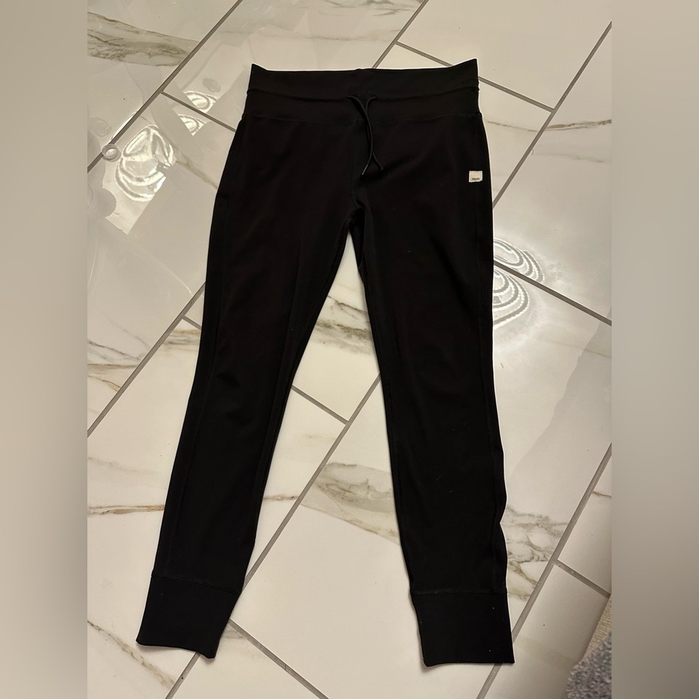 Vuori Black Women's Performance Leggings